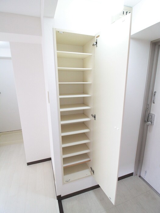 香里ロイヤルプラザの物件内観写真