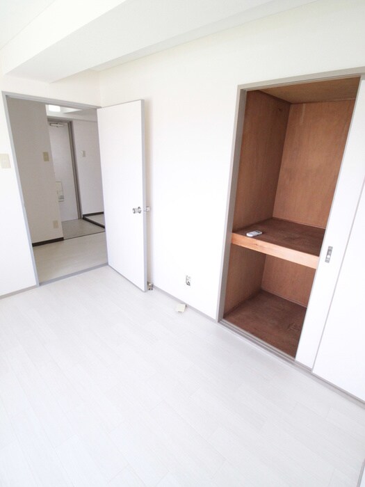 香里ロイヤルプラザの物件内観写真