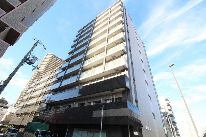 ｴｽﾘｰﾄﾞ神戸兵庫駅ﾏﾘｰﾅｽｸｴｱ(305)の物件外観写真