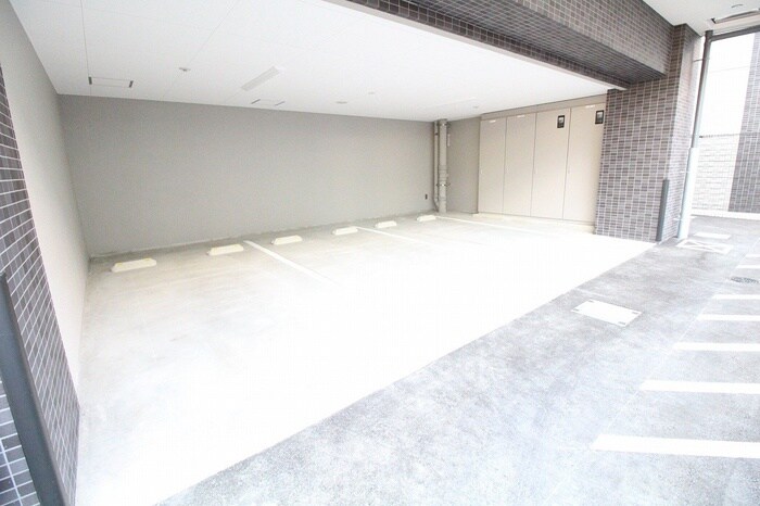 ｴｽﾘｰﾄﾞ神戸兵庫駅ﾏﾘｰﾅｽｸｴｱ(305)の物件外観写真