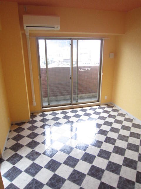 アルティスタ帷子ケ辻の物件内観写真