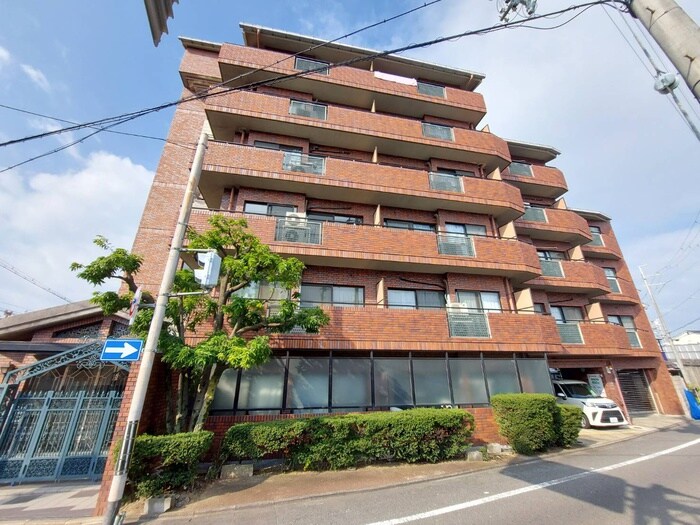 エスポワール桃栄の物件外観写真