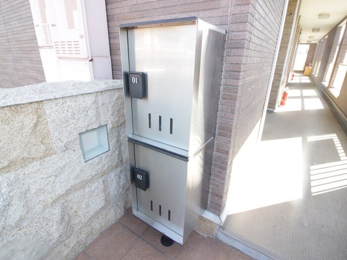 カ－サグラシオッソの物件外観写真