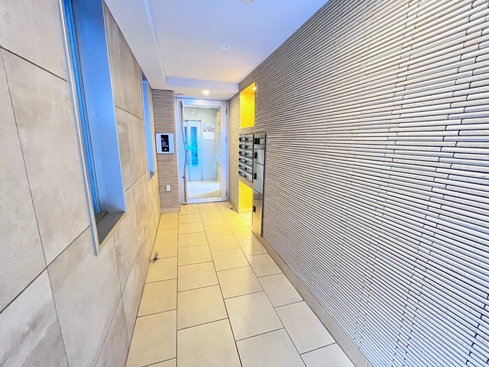 ボンジュール東山の物件外観写真