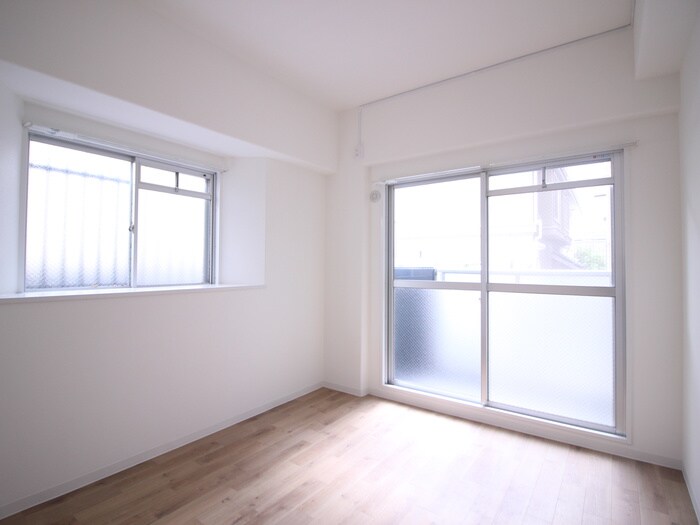 メインステージ弓木町の物件内観写真