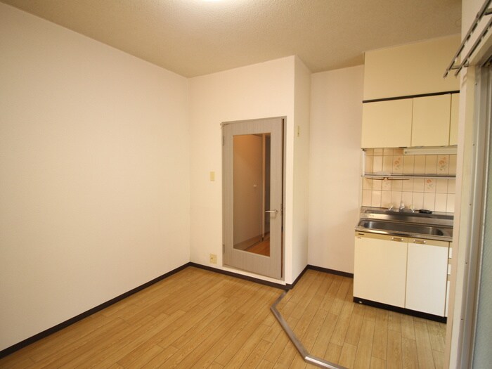 ヴィラヤマカワの物件内観写真