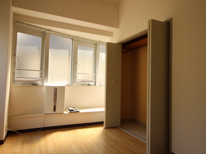 ヴィラヤマカワの物件内観写真