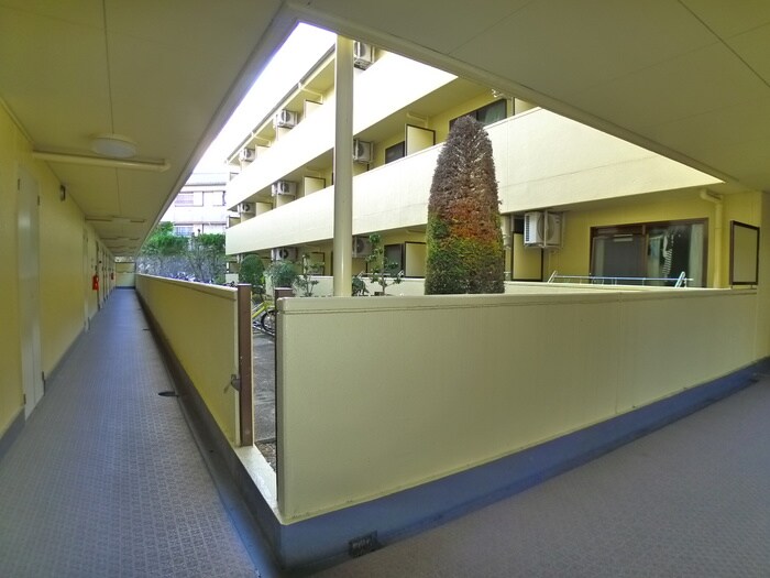 センチュリーショウエイⅢの物件外観写真