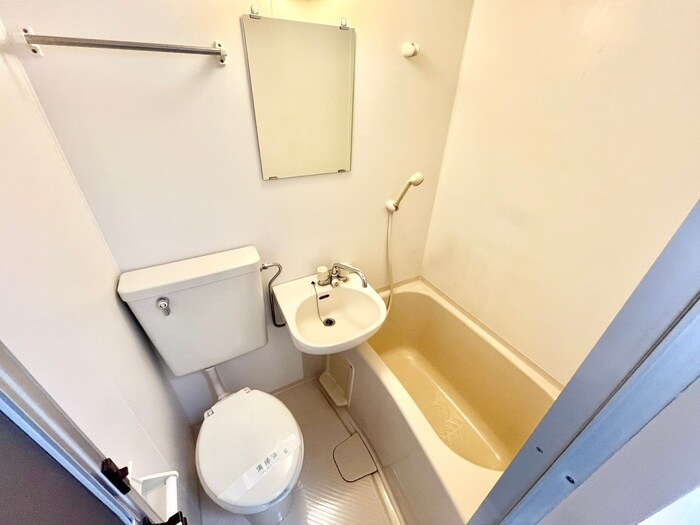 センチュリーショウエイⅢの物件内観写真