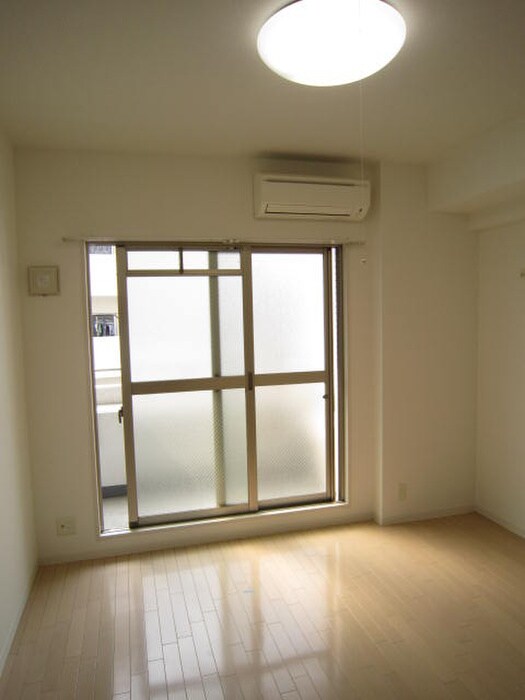 ラム－ル難波西の物件内観写真