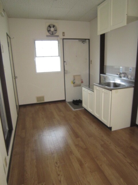 ルリアン高槻の物件内観写真