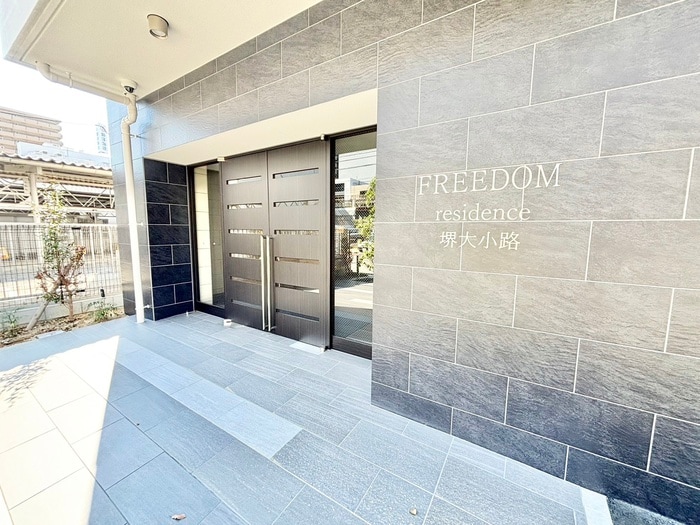 FREEDOM　residence堺大小路の物件外観写真