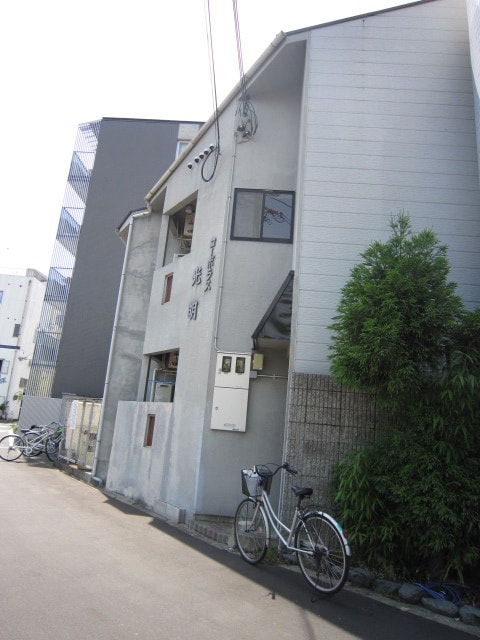 コ－ポラス光明の物件外観写真