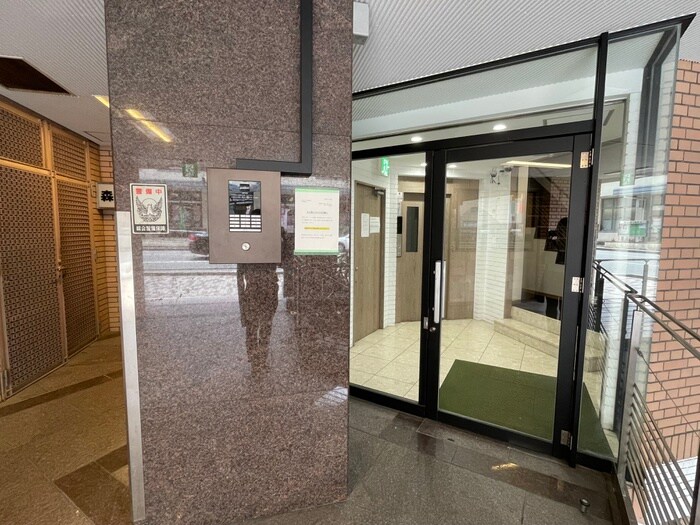 コスモリード京都今出川の物件外観写真