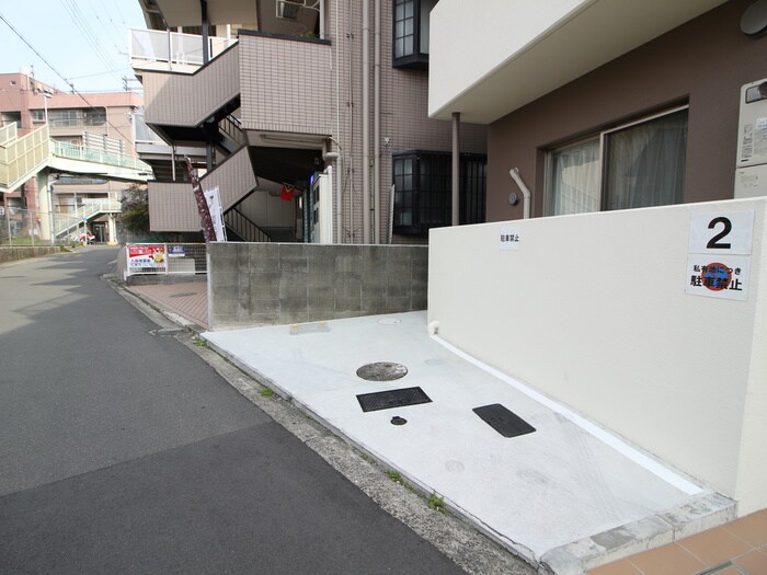 Ｔ．ｃｈｌｏｅ石橋駅前の物件外観写真