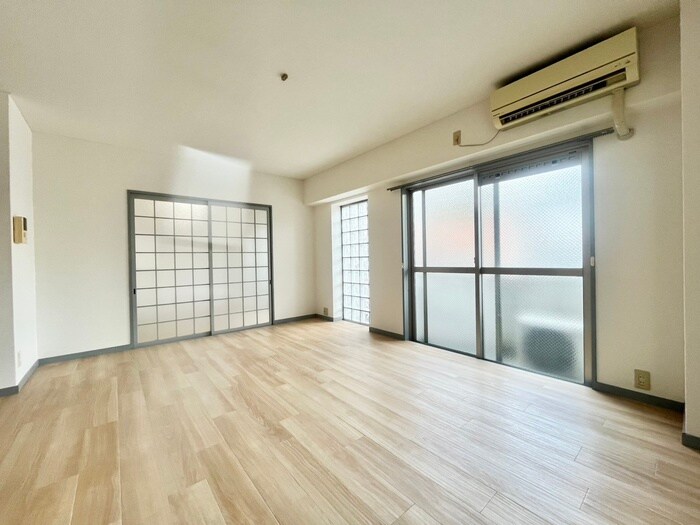 スクエアコートの物件内観写真