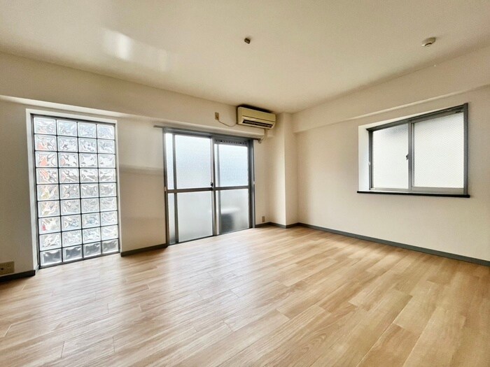 スクエアコートの物件内観写真