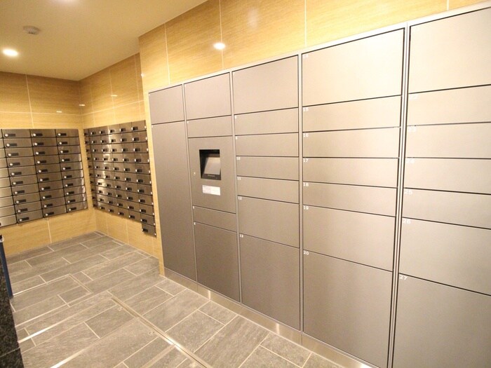 ﾌﾟﾚｻﾝｽTHE KYOTO流雅(102)の物件外観写真