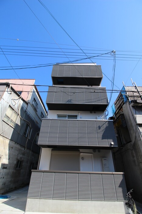 ソリティア弁天町の物件外観写真