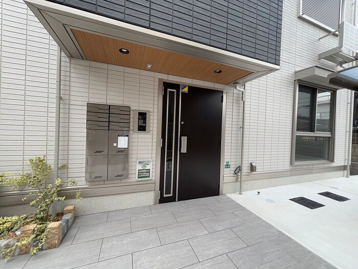 Crystal Court西宮北口の物件外観写真