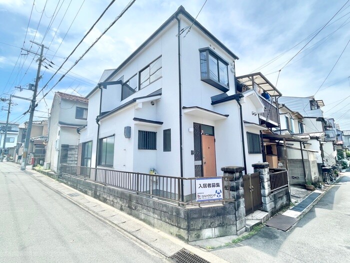 宇治蔭山貸家の物件外観写真