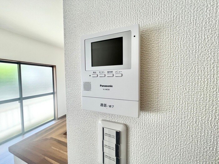 宇治蔭山貸家の物件内観写真