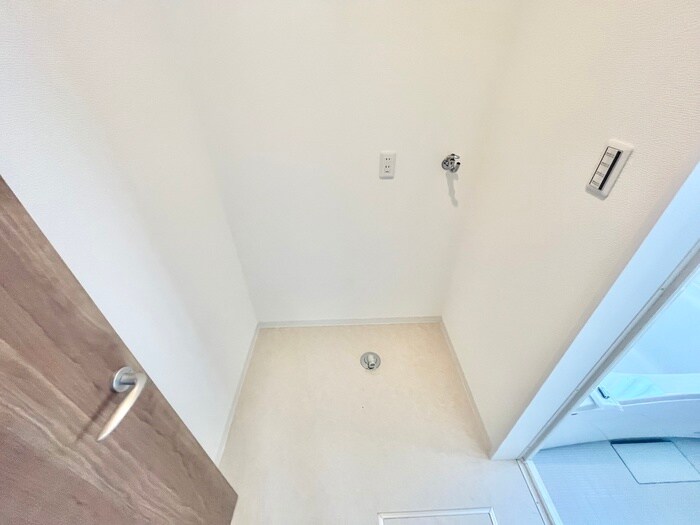 宇治蔭山貸家の物件内観写真