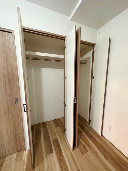 コスモ釣鐘町の物件内観写真