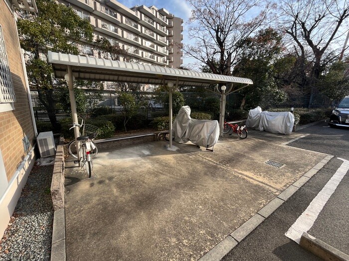 ウエストイリ－デⅡの物件外観写真