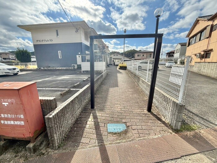 グランドフォレストの物件外観写真