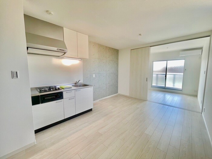 ロジェ泉佐野の物件内観写真