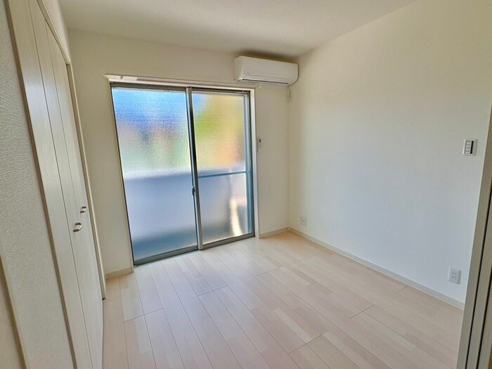 ロジェ泉佐野の物件内観写真