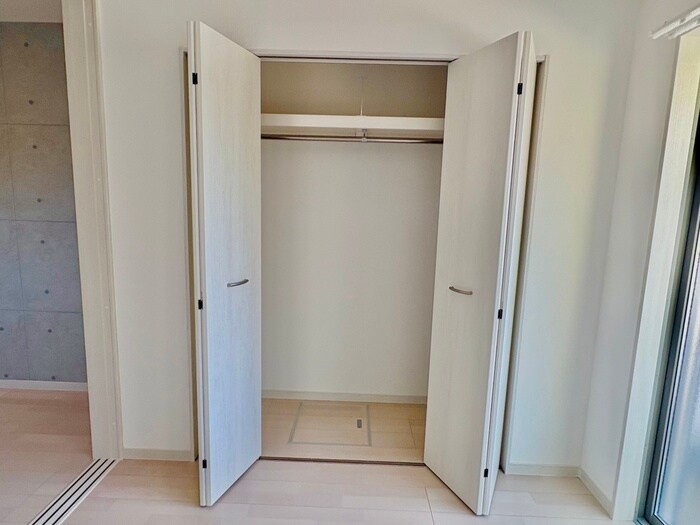 ロジェ泉佐野の物件内観写真