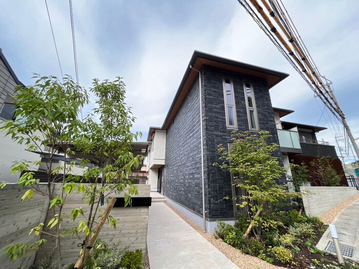 LaTour桃山の物件外観写真