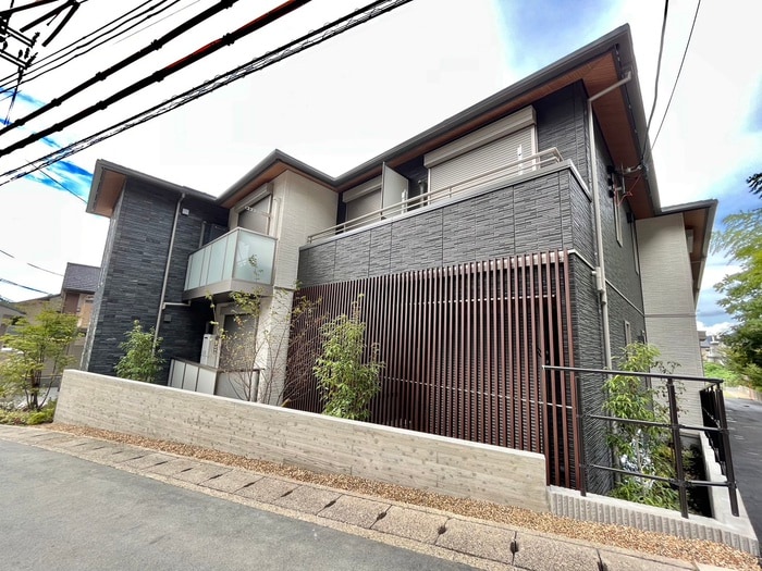 LaTour桃山の物件外観写真