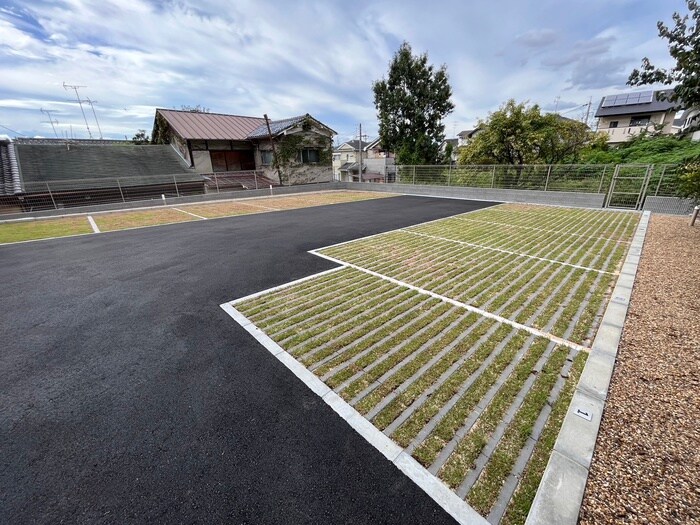 LaTour桃山の物件外観写真