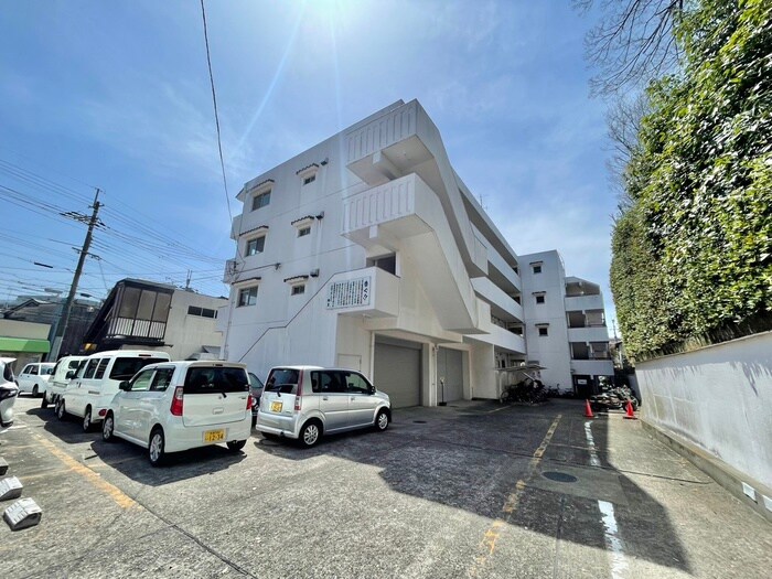 シャトー高野の物件外観写真