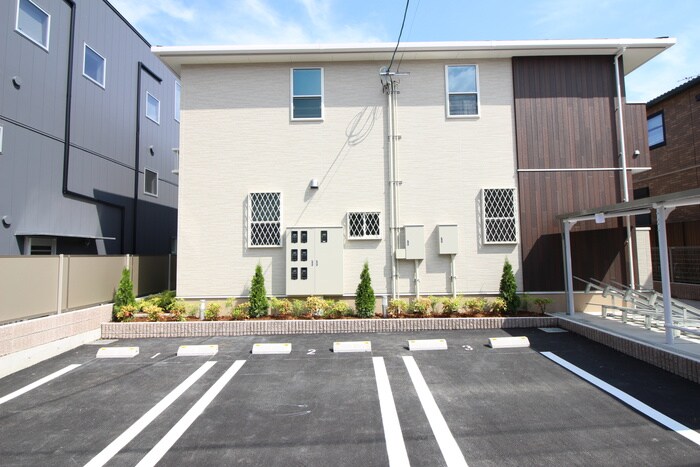 フォンテーヌ逆瀬川の物件外観写真