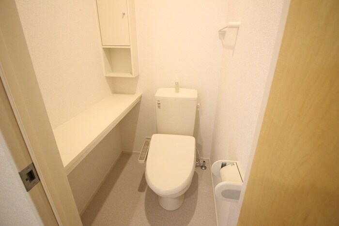 フォンテーヌ逆瀬川の物件内観写真