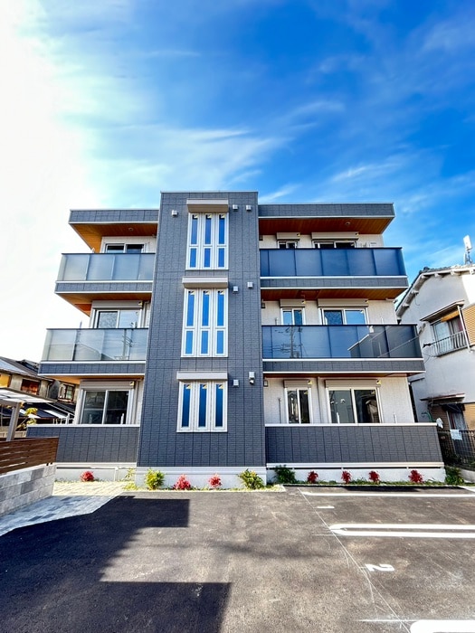 アーバンクロスの物件外観写真