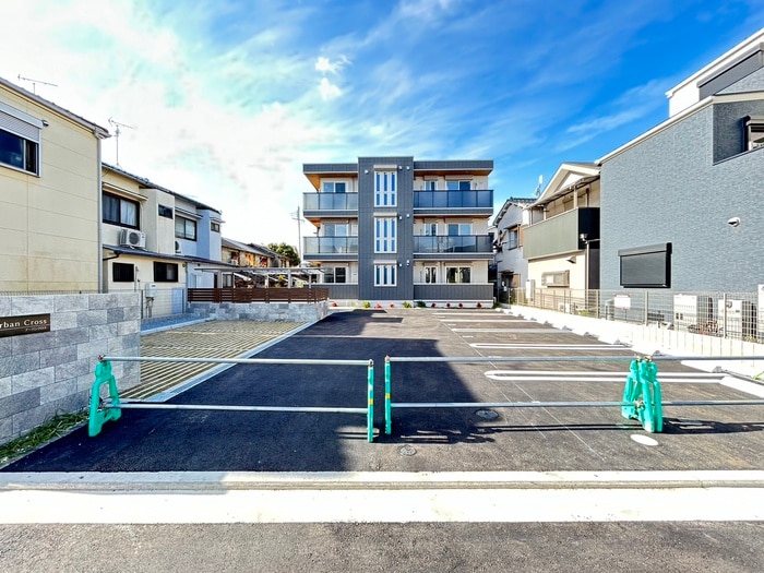 アーバンクロスの物件外観写真