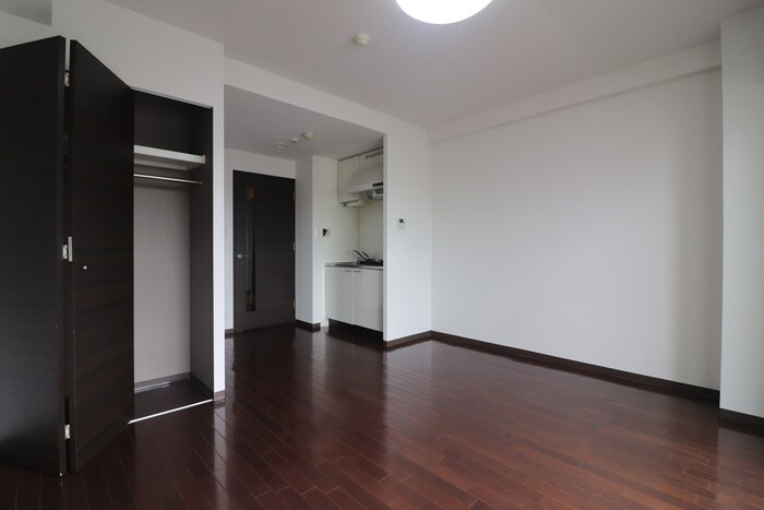 オズレジデンス尼崎の物件内観写真