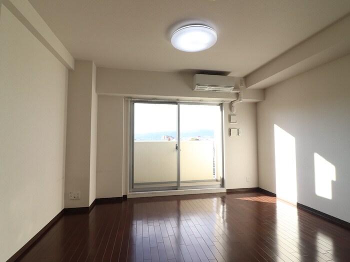 オズレジデンス尼崎の物件内観写真