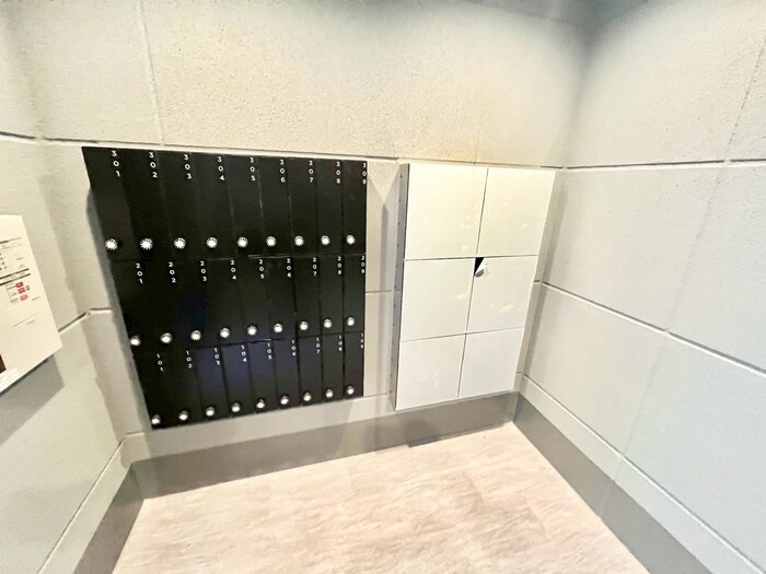 プルメリア阪大前の物件外観写真