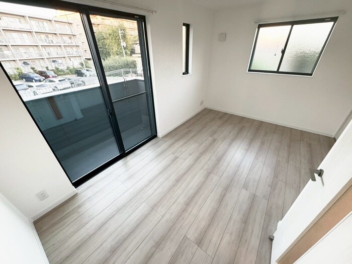 プルメリア阪大前の物件内観写真