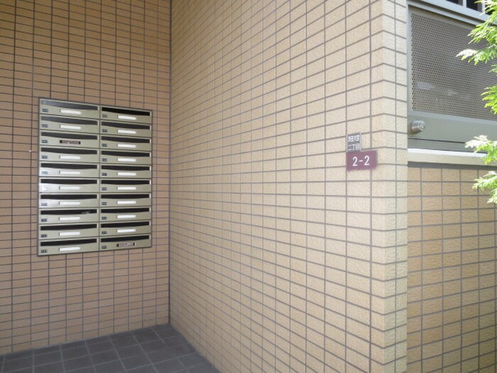 クレ－ル鶴見の物件外観写真