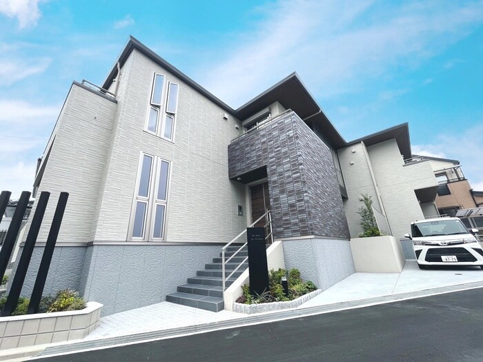 ｼｬｰﾒｿﾞﾝ ｱﾝｼﾞｭｳﾞｪｰﾙｼｬﾙﾑの物件外観写真