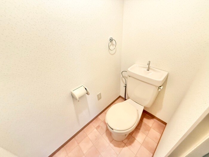 アヴァンセ一里山の物件内観写真