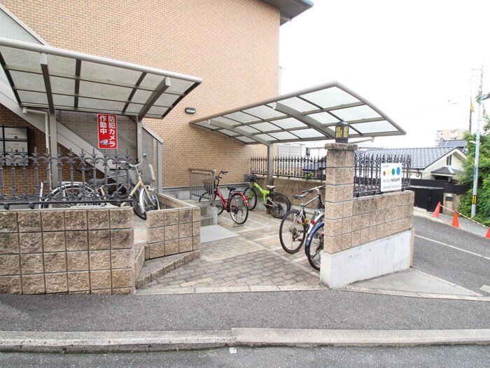 マルベリ－ハウスの物件外観写真