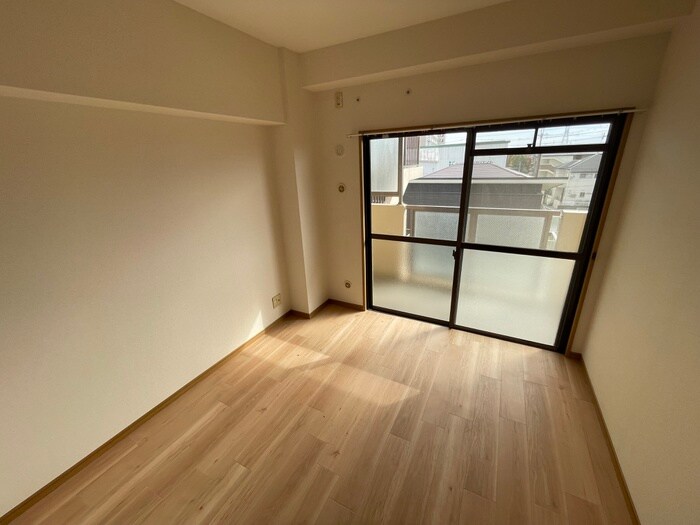 メゾンドール荒牧の物件内観写真